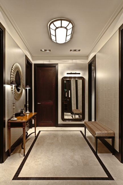 Miroirs de luxe et accessoires élégants