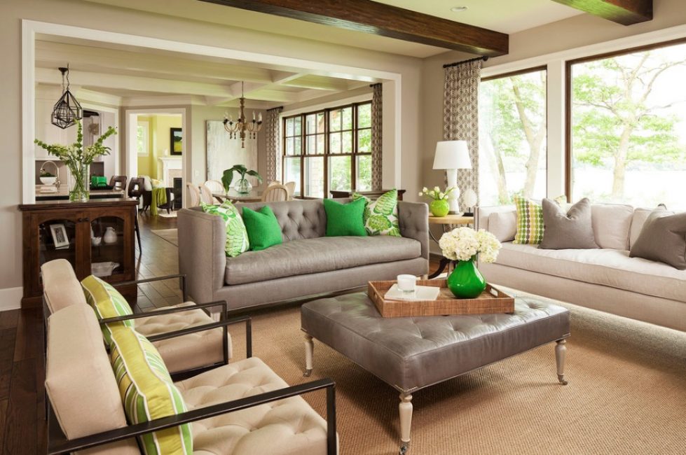Bright accents in the interior of the room
