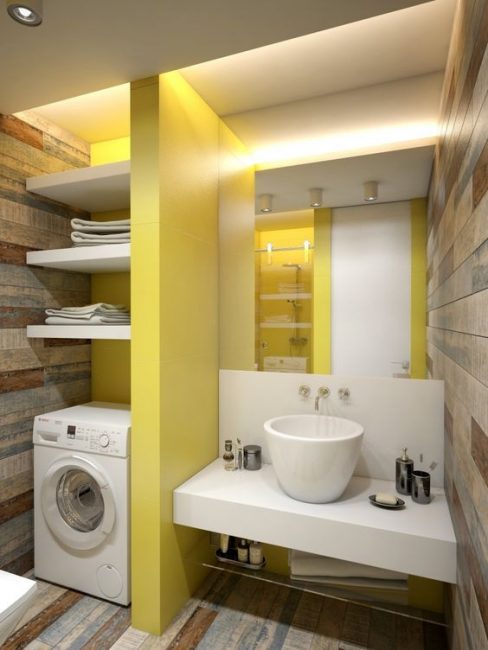 बाथरूम के तत्वों और सजावट में पीले रंग की छाया