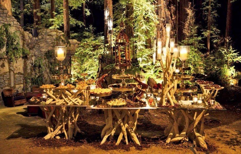Diese Hochzeit findet am besten in der Natur statt, man kann sogar im Wald