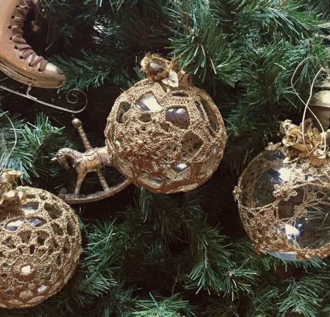 Intricate Eco Christmas Balls
