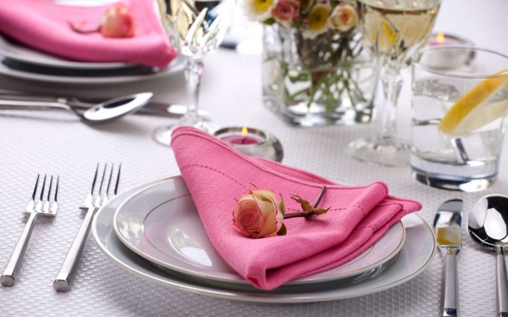 It is better to use cloth napkins