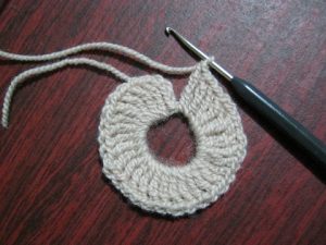Serviettes au crochet: plus de 130 photos de motifs simples et beaux pour les débutants. Apprendre à tricoter vite et bien