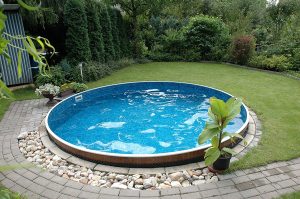 Comment faire une piscine à la maison de campagne Les mains (165+ Photos)? Cadre, intérieur, béton - Quel est le meilleur?