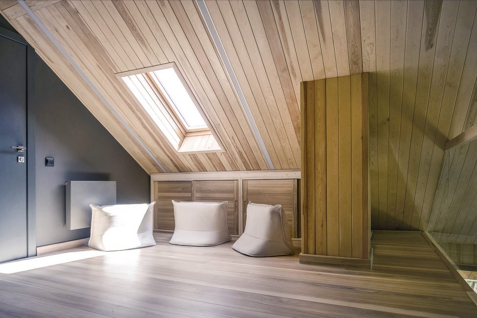 Attic room can be used all year round.