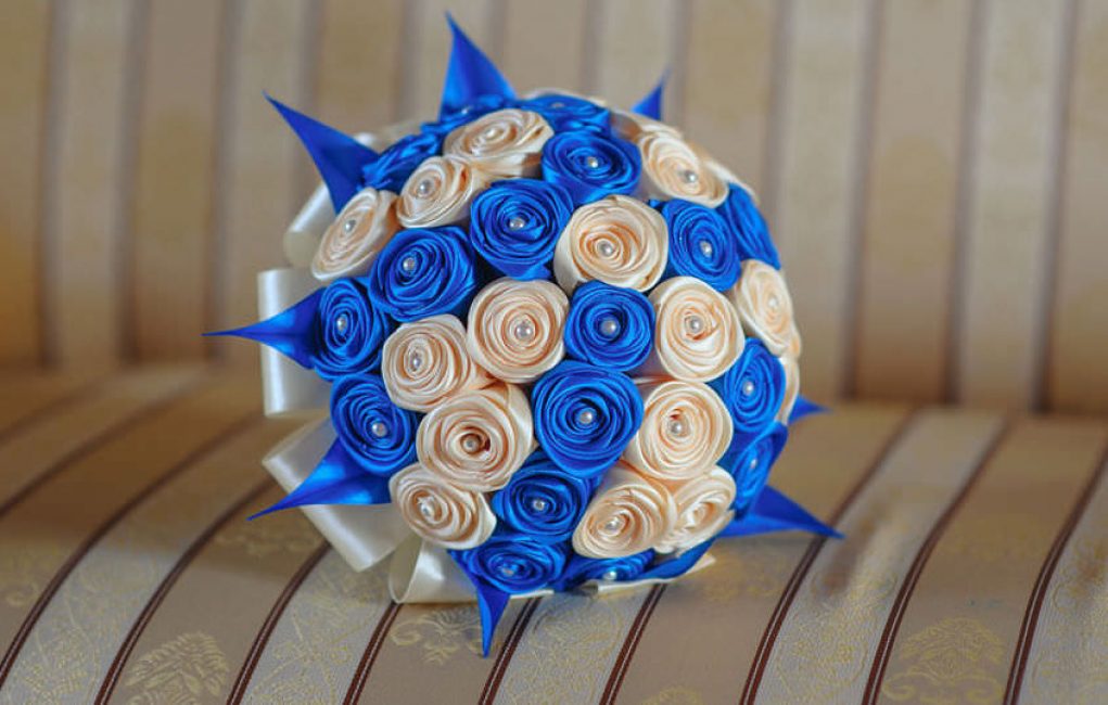 From this material can get a gorgeous wedding bouquet