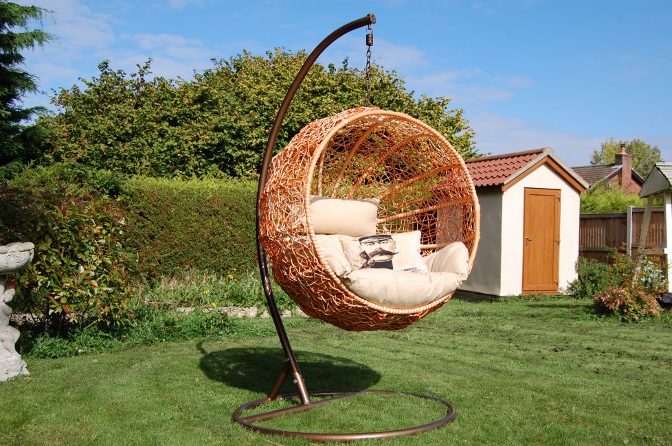 In the form of a hemisphere for home