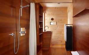 목조 주택 (200+ 사진)의 욕실 디자인 : DIY 장식 (천장, 바닥, 벽)