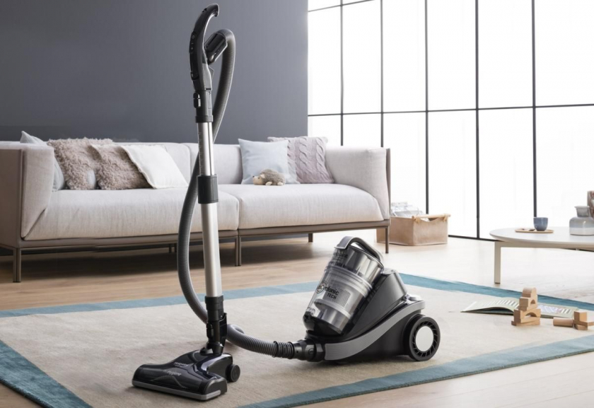 Top 15 most popular and reliable vacuum cleaners in 2018. What you need to know before buying?