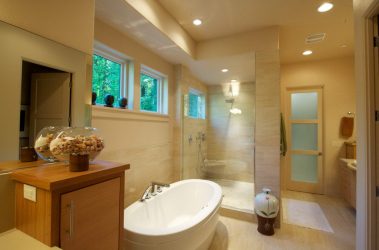 Badezimmer aus Acryl oder Gusseisen: Vor- und Nachteile (160+ Fotos). Welches ist besser zu wählen?
