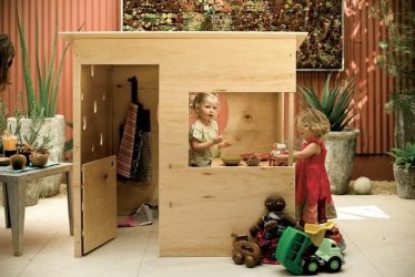 자신의 손으로 나무의 아이들을위한 안정되고 아름다운 집을 만드는 방법? 185+ (사진) 제공 할 프로젝트