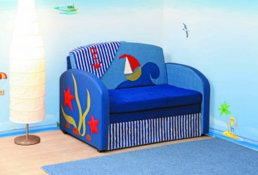Σχεδιάστε ένα παιδικό δωμάτιο με έναν μαλακό καναπέ: Πώς και πού πρέπει να το θέσω;