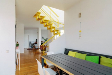 Inredning av radhus i modern stil: 155+ (Foto) projekt för vardagsrum, kök, innergård