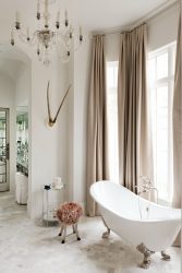 تصميم الحمام في منزل خشبي (200+ صور): الديكور DIY (السقف والأرضية والجدران)