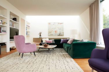 Estilos modernos básicos en el diseño de la sala de estar: más de 180 fotos de combinaciones de colores en el interior