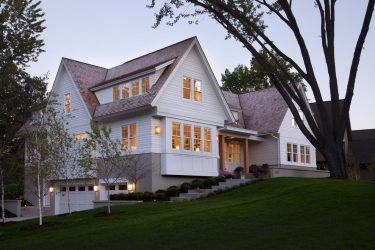 Красива едноетажна къща с таван (100+ Фотопроекта). Защо е едновременно стилно и евтино?