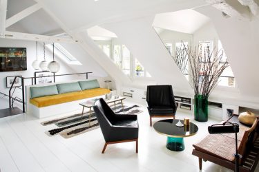 Schönes einstöckiges Haus mit Dachboden (100+ Fotoprojekte). Warum ist es gleichzeitig stilvoll und preiswert?