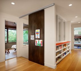 Πόρτες με γυάλινα ένθετα: 180+ (Φωτογραφικά) πλαστικά, ξύλινα και αλουμινένια (είσοδος, εσωτερικό, κουπέ)