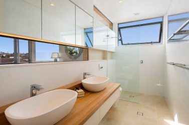 Cửa nào vào nhà vệ sinh và phòng tắm tốt hơn? 170 Tùy chọn cho bạn lựa chọn (kính, nhựa, trượt)