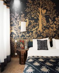 Yatak odasının içindeki duvar kağıdı: 205+ (Fotoğraf) Konforu yaratmak için güzel fikirler