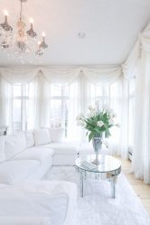 Oturma odasının beyaz kar renginde tasarımı - seçkin şaheserler yaratır. 135+ İç mekandaki gerçek stil çözümlerinin fotoğrafları