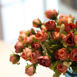 Flori artificiale pentru interior: Frumusețe pentru mulți ani (buchete, compoziții, ekibani)