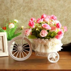 ดอกไม้ประดิษฐ์สำหรับตกแต่งภายในบ้าน: ความงามมานานหลายปี (ช่อดอกไม้องค์ประกอบ ekibany)