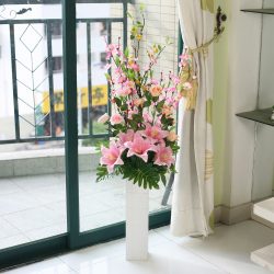 Hoa nhân tạo cho nội thất gia đình: Vẻ đẹp trong nhiều năm (bó hoa, sáng tác, ekibany)