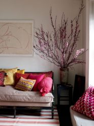 Hoa nhân tạo cho nội thất gia đình: Vẻ đẹp trong nhiều năm (bó hoa, sáng tác, ekibany)