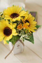 Fleurs artificielles pour l'intérieur de la maison: beauté pendant de nombreuses années (bouquets, compositions, ekibany)