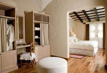สไตล์อิตาเลียนสมัยใหม่ (230+ ภาพ): อัปเดตความหรูหราอมตะ (ห้องครัว, ห้องนั่งเล่น, การออกแบบห้องนอน)