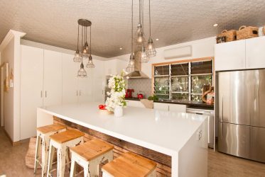 Πώς να κρεμάσετε τις σωστές φωτογραφίες στο εσωτερικό της κουζίνας - 205+ (Φωτογραφία) Κομψές και όμορφες ιδέες