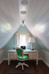 Tavan arasında ev tasarımı (170+ Fotoğraf) - Oda iç dekorasyon seçenekleri