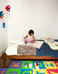 Rugs, teka-teki untuk kanak-kanak - Lantai lembut: membangun dengan keselesaan (145+ Foto)