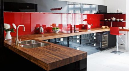 Η μαγεία του χρώματος που επηρεάζει την αντίληψη μας για το εσωτερικό: Σχεδιασμός μιας κόκκινης κουζίνας σε φωτεινά χρώματα (115+ Φωτογραφίες)