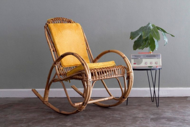 Rocking chair in the interior: Excellent furniture that will make your home more comfortable. 160+ (Photos) do it yourself wood, metal, plywood