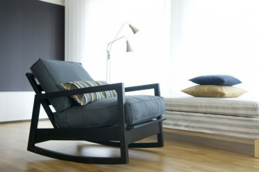 Cadeira de balanço no interior: Excelente mobiliário que tornará a sua casa mais confortável. 160+ (fotos) faça você mesmo madeira, metal, madeira compensada