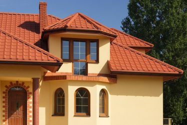 घरों की छतें क्या हैं? सामग्री, पेंटिंग, इन्सुलेशन - चरणबद्ध प्रौद्योगिकी काम