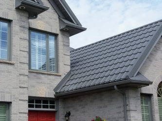 Какви са покривите на къщите? Материал, боядисване, изолация - работа на етапи