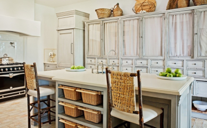 Interiorul de bucătărie cu o nișă: Decorați spațiul de bucătărie corect (în perete, sub fereastră, în colț)