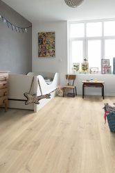 Laminat i inredningen på golvet, vägg, tak - 100+ Bilder, användbara tips och bindande rekommendationer