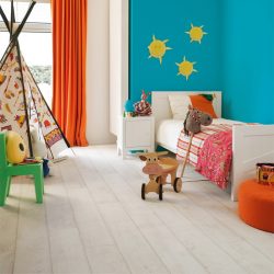Laminat im Innenbereich an Boden, Wand, Decke - 100+ Fotos, nützliche Tipps und Bindungsempfehlungen