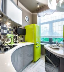 Où mettre le frigo si la cuisine est petite? Apprendre à économiser de l'espace: plus de 120 emplacements photo dans la conception