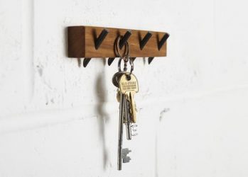 Pemegang kunci dinding di lorong: 140+ (Gambar) Pilihan asal dengan tangan mereka sendiri