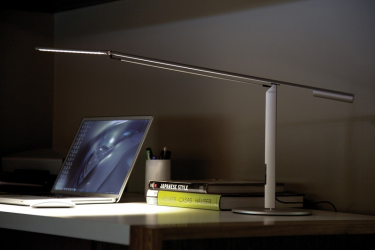 Lamp voor bureaulamp: een belangrijk accessoire in elk interieur (160+ Foto's voor de badkamer, keuken, woonkamer)