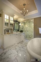Argumente pro și contra pentru tavanul stretch în baie: cea mai bună soluție sau modă? (125+ fotografii)