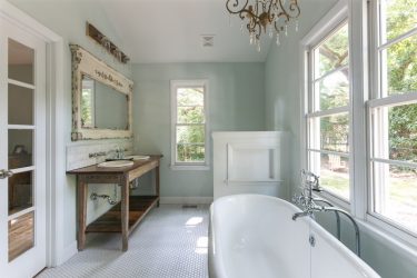 Ποια είναι η καλύτερη ταπετσαρία για να κολλήσετε το μπάνιο; Υγρό, βινύλιο, πλύσιμο, ανθεκτικό στην υγρασία - επιλέξτε το πιο πρακτικό (115+ Φωτογραφίες)