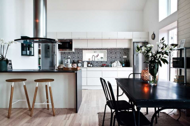Iluminarea corectă în bucătărie: Opțiuni moderne pentru un design confortabil (155+ fotografii)