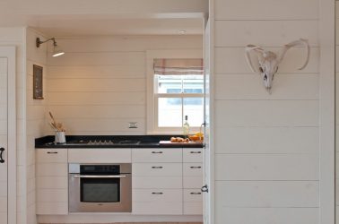 Wall decoration in the kitchen: 205+ Photo Options (panels, laminate, plaster). How to combine practicality with aesthetics?