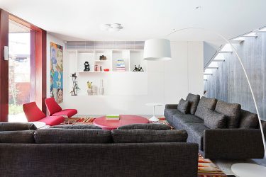 Modernos sofás retos e estreitos com uma área de dormir de A a Z (mais de 175 fotos na cozinha e na sala de estar)